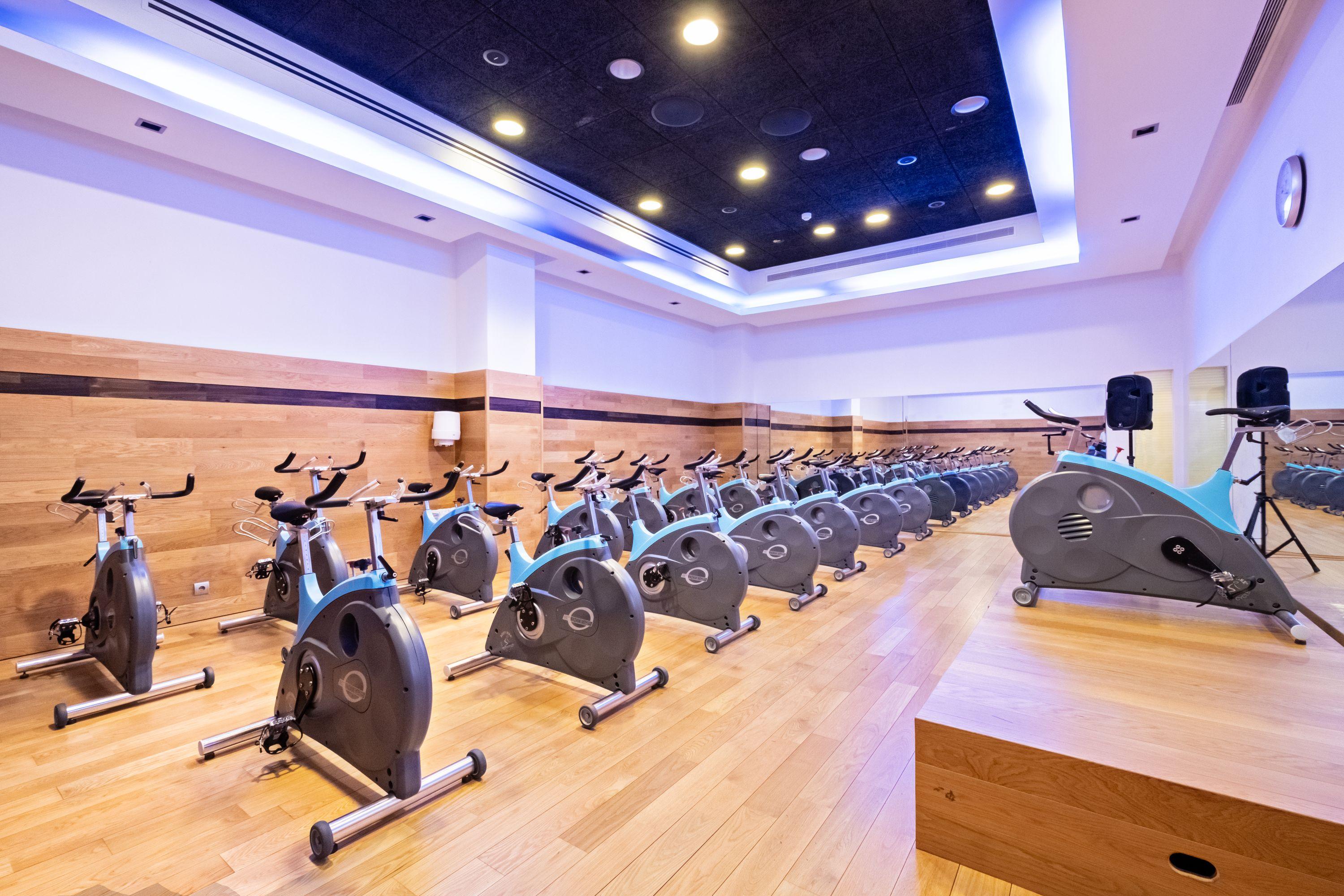 Hotel Envia Almeria Spa & Golf Агуадулсе Екстериор снимка The gym at the hotel