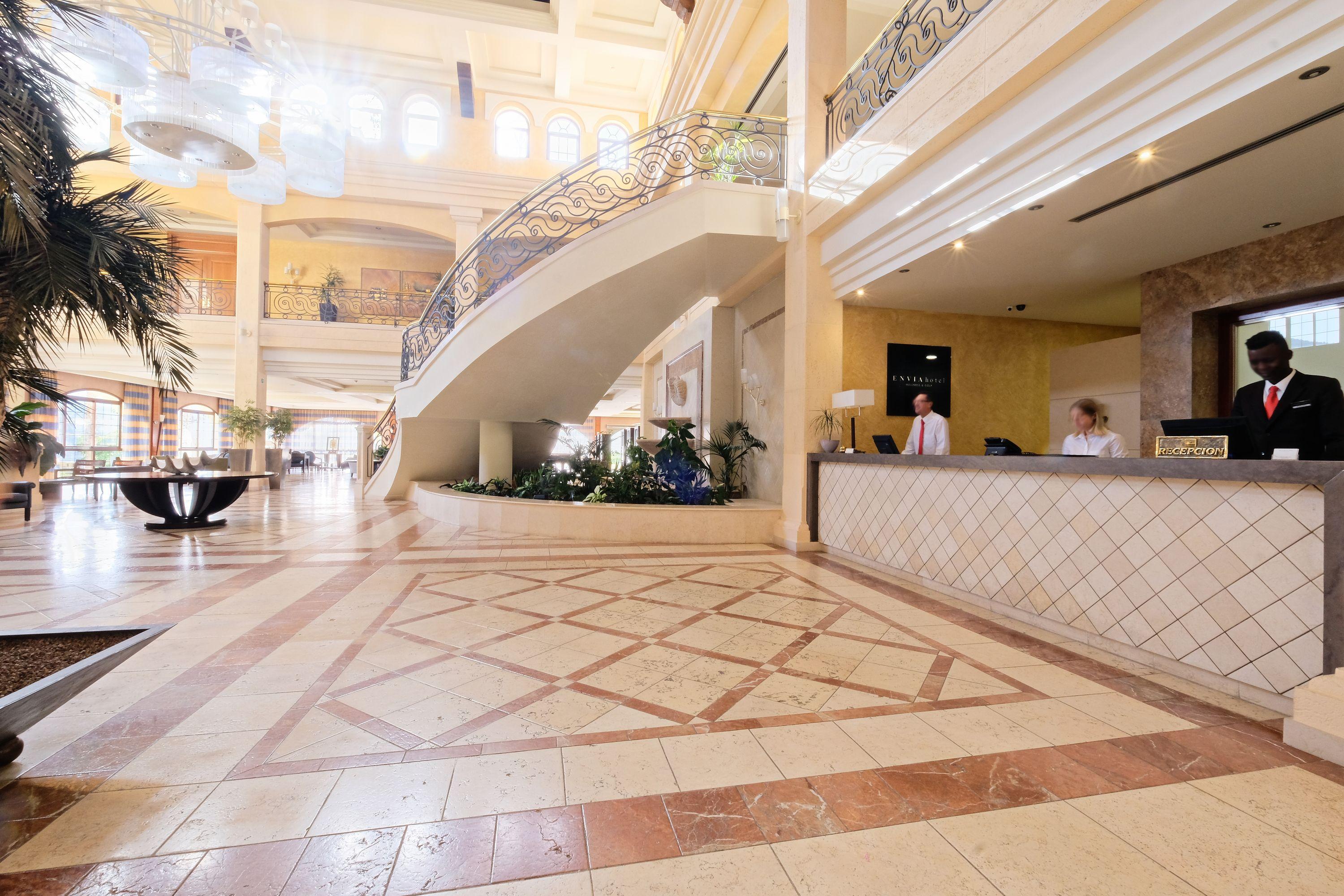 Hotel Envia Almeria Spa & Golf Агуадулсе Екстериор снимка Lobby